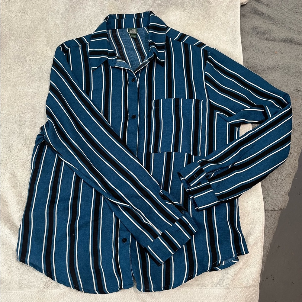 QUICK LIST! Wild Fable button down